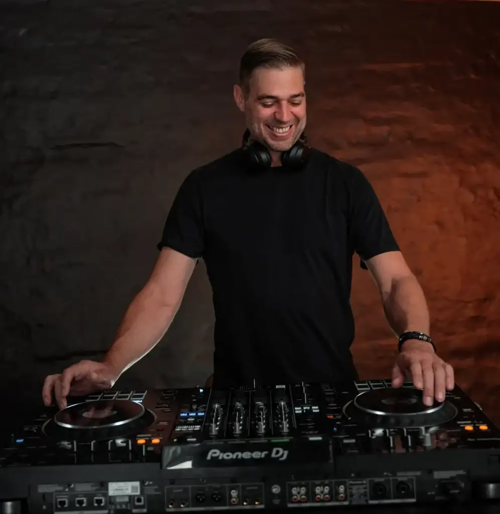 DJ French